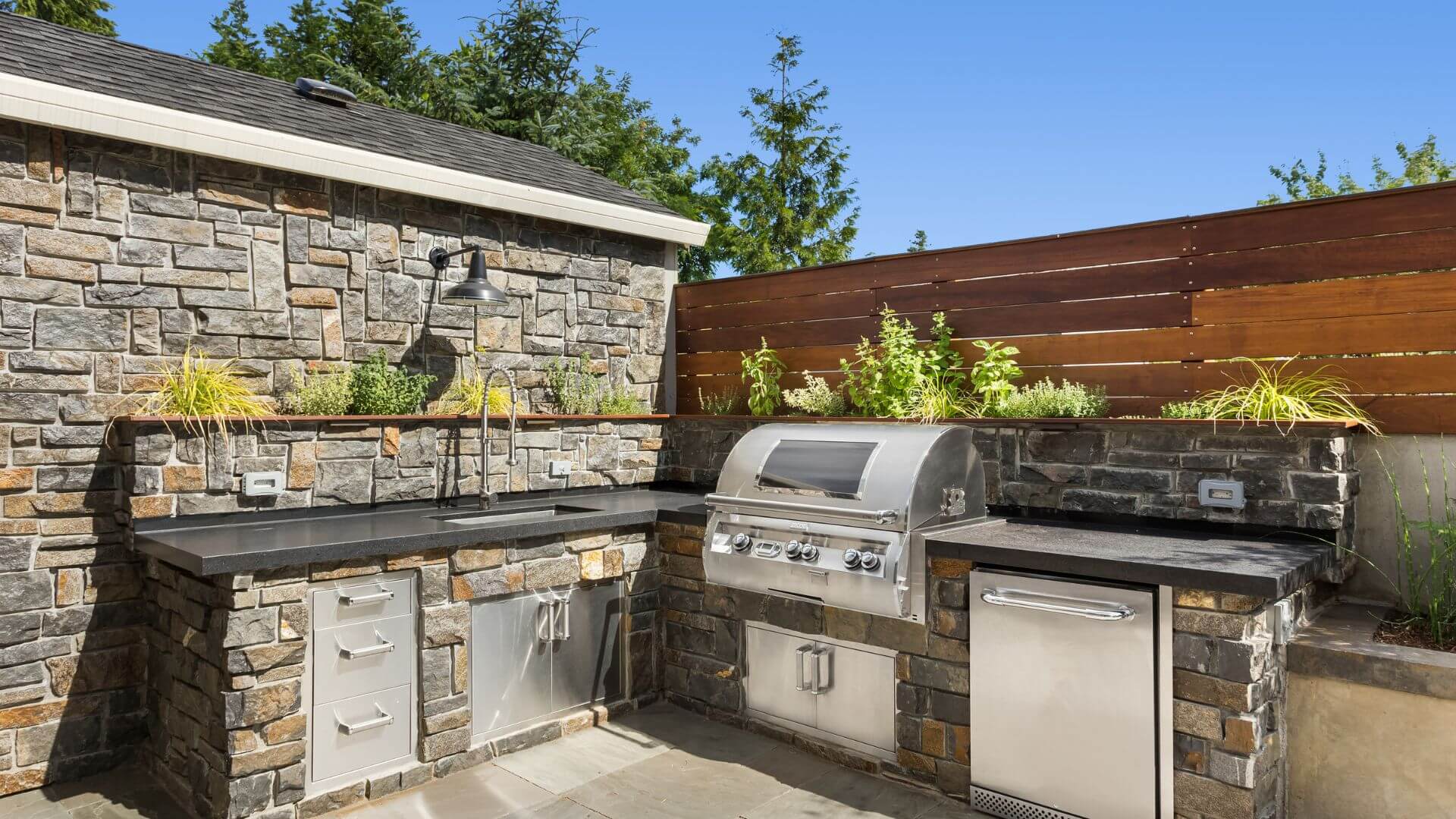 Montgomery Pool Services Outdoor Kitchen Build